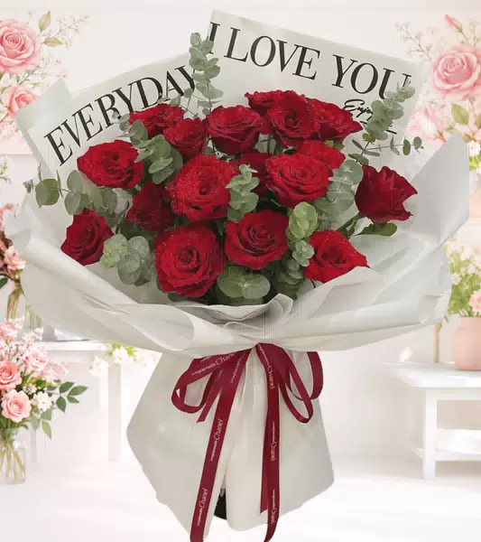 Bó hoa hồng đỏ gói trắng kèm thiệp I Love You