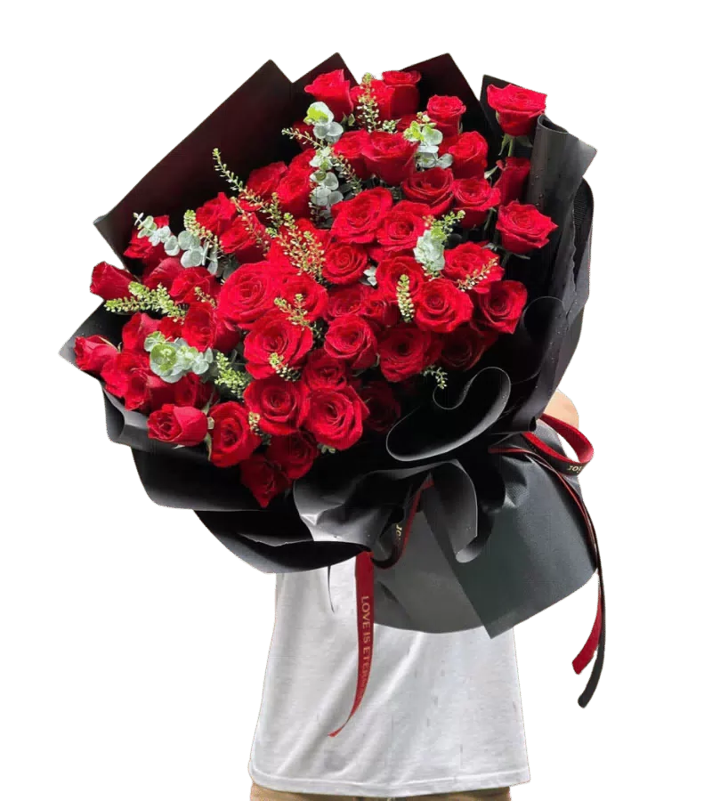 Bó hoa hồng đỏ lớn gói đen 2