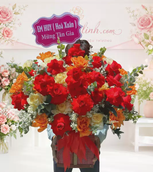 Giỏ hoa hồng đỏ cam trắng tân gia
