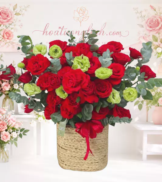 Giỏ hoa hồng đỏ lisianthus xanh chanh giỏ đan